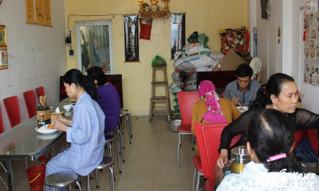 quan com chay cua nguoi phu nu ung thu thoat khoi an tu