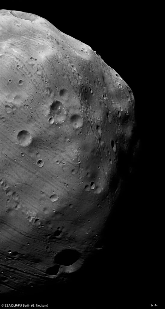 Mars Express HRSC image of Phobos taken on 7 March 2010 pillars