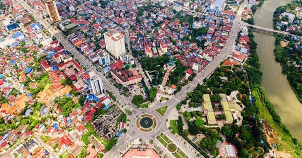 5 yeu to thuc day bat dong san thai nguyen but toc crop 1669112704964