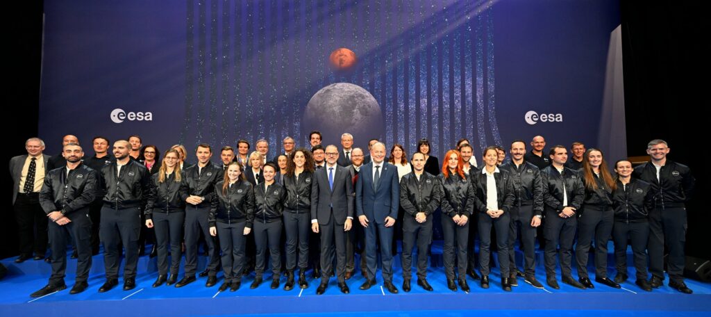 ESA astronaut class of 2022 is revealed pillars