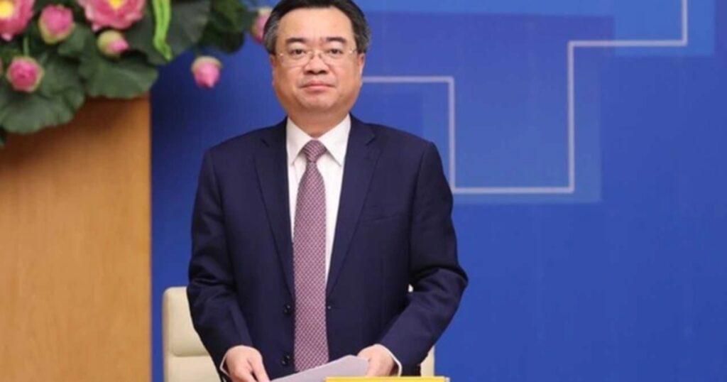 Bộ trưởng Xây dựng yêu cầu tăng cường xử lý sai phạm lĩnh vực bất động sản 1 bo truong nguyen thanh nghi crop crop 1672017913740