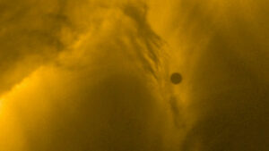 Mercury transit seen by Solar Orbiter pillars