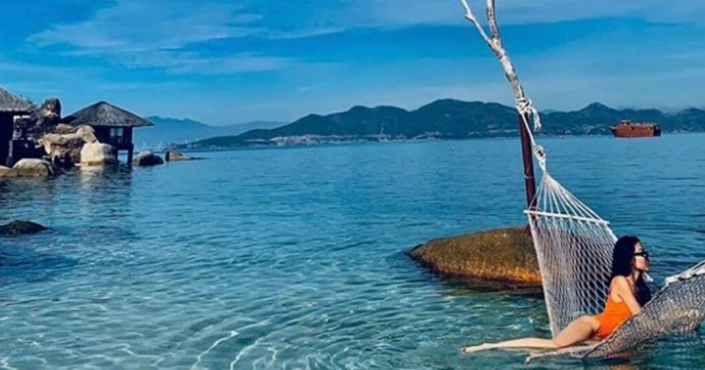 Bán phòng 100 triệu đồng/đêm, chủ Six Senses Ninh Van Bay vẫn lỗ đầm đìa 1 anh chup man hinh 2023 03 03 luc 13 crop crop 1677826217062