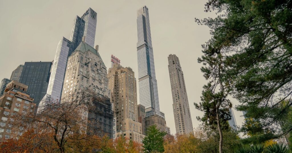 new york bloomberg crop 1678413008029