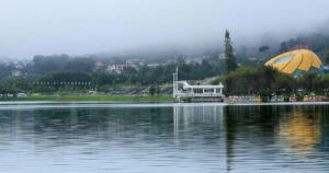 nha hang thuy ta da latlamn dongdinh van bien crop 1702525034438