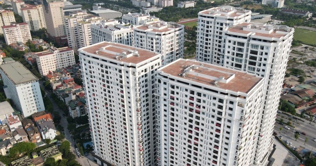 Giá chung cư tại Hà Nội tăng gần 40% so với năm 2019 1 dji0191 edited crop 1714103459178