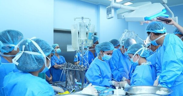 Người phụ nữ hồi sinh từ trái tim của chàng trai xa lạ 1 ghep tim 1 10092428 1716195649171 17161956493691924245279 0 0 434 694 crop 17161956817111175025335