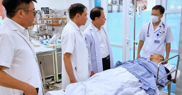 Bộ Y tế: Đình chỉ ngay bếp ăn Nhà máy Đóng tàu Sông Cấm khiến 127 người ngộ độc phải nhập viện 1 avatar1719500560190 171950056292097016567 0 37 315 541 crop 17195006103191199686402