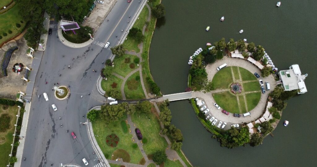Đà Lạt phê duyệt phương án đấu giá nhà hàng Thủy Tạ 1 dji0015 crop 1721383595351