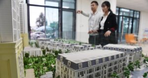 nhan vien bat dong san tran khang crop 1720069210129