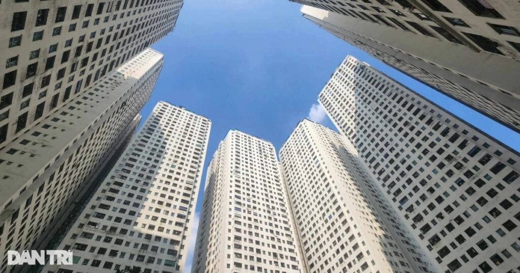 Chung cư cũ, không sổ ở Hà Nội vẫn tăng giá khiến chủ nhà bất ngờ 1 40678802514157024760177319160645955591834137n 1702399546535 crop 1730094440361