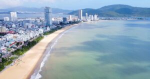 binh dinh cam xay cong trinh khu vuc bai bien quy nhon che chan tam nhin ra biendoan cong crop 1728302382234