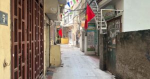 gia nha crop 1728294891037