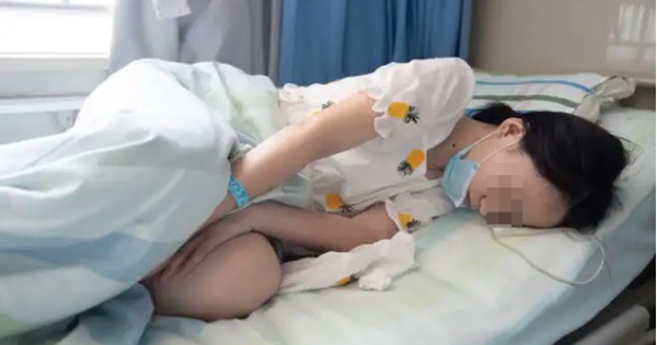 Người phụ nữ 36 tuổi bị ung thư dạ dày vì thường xuyên làm việc này, bác sĩ chỉ rõ nguyên nhân 1 ung thu da day 17327661286171041577412 12 0 375 580 crop 17327663101221285510183