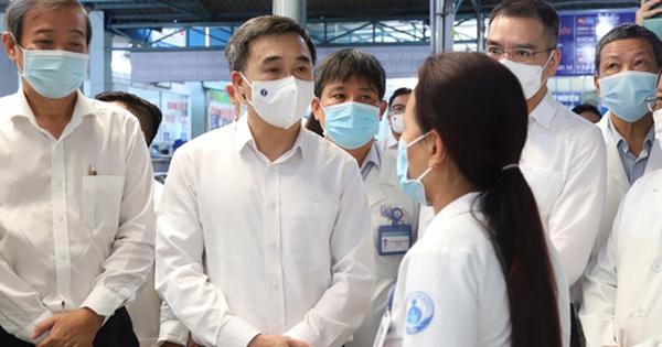 Bộ Y tế hoả tốc yêu cầu tăng cường phân luồng, kiểm soát lây nhiễm sởi trong cơ sở khám, chữa bệnh 1 avatar1743307754630 17433077556301414199685 0 0 315 504 crop 1743307821874127396570