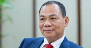 vingroup pham nhat vuong crop 1745552651256