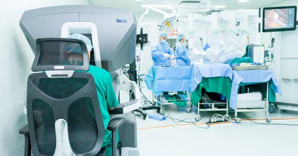 Người phụ nữ 56 tuổi may mắn cắt bỏ ung thư đại trực tràng nhờ làm việc này 1 ung thu dai trang 1753157186823195639979 0 0 500 800 crop 17531571922421532921417