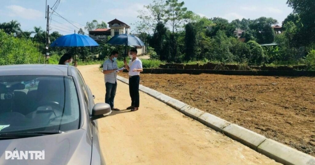Đất nền phân lô vùng ven Hà Nội bị rao bán cắt lỗ sau thời sốt nóng? 1 dat nen 3 cropped cropped 1756150650720