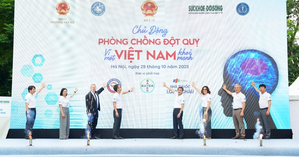 2 1 17617300075162097355062 0 0 1600 2560 crop 1761730080097219537454