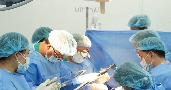 3 ngày đêm thức trắng thực hiện 7 ca đại phẫu và lần ghép phổi đầu tiên ở miền Nam 1 avatar1762783580386 17627835816061722021689 0 241 1005 1849 crop 17627836070071953866526