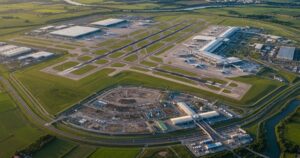 b72a2d3c ee29 4e26 abd3 dd14b816da32 cropped cropped 1762495675496