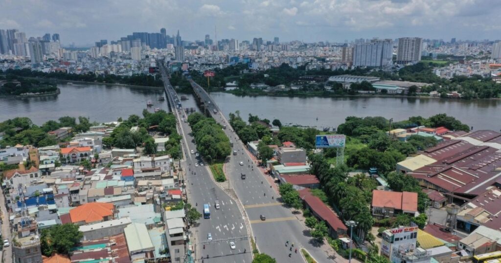 Hàng triệu người có nhu cầu, vì sao nhà cho thuê vẫn bị bỏ ngỏ? 1 ql13tphcmtrinhnguyen23 edited cropped 1765769166736