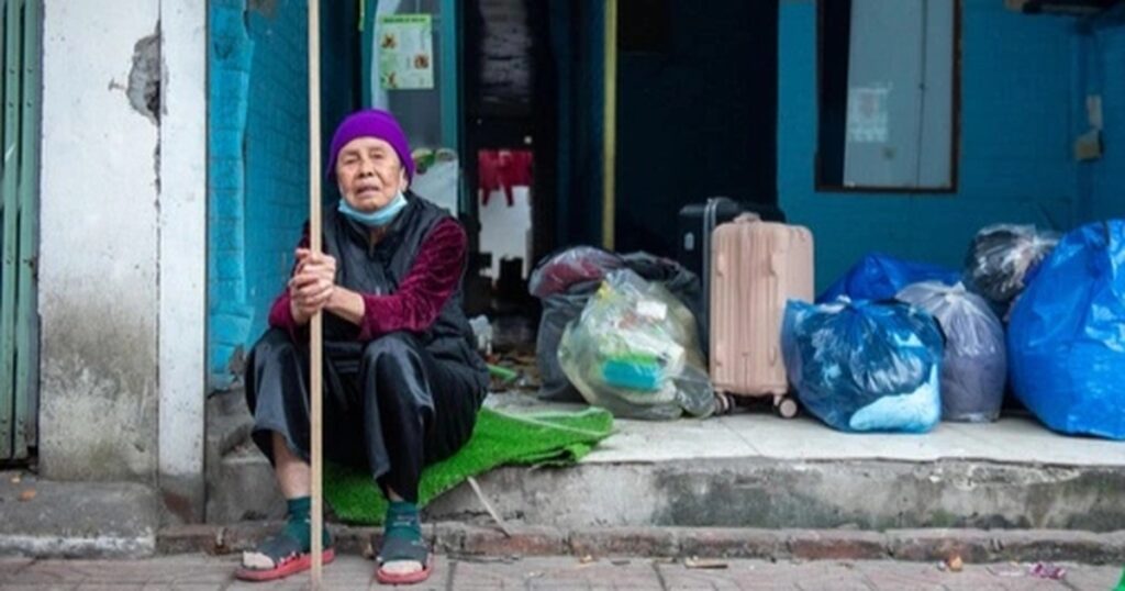 ha noi di dan lon chua tung co cropped 1769879544174