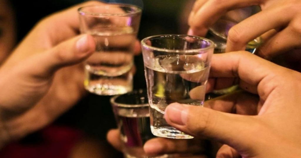 ruou 1 17714705650011785558790 0 0 742 1187 crop 1771470936733288240209