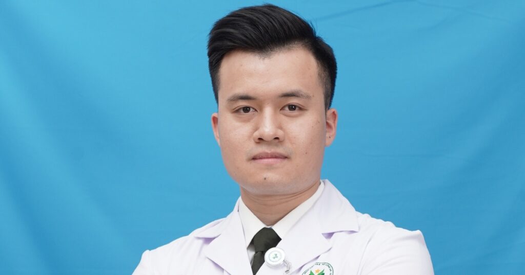 bac si nguyen viet hung 1774340929787188814967 283 0 1177 1707 crop 17743414487631367074989