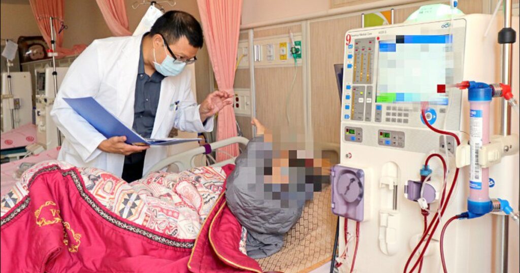Người đàn ông suýt bị suy thận vì thói quen ăn uống tưởng bổ dưỡng, nhiều người Việt đang mắc phải 1 suy than do uong nuoc ham xuong 17740858611911990948171 33 0 533 800 crop 1774085940596177107039