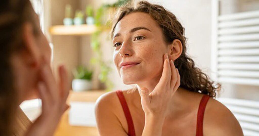 Sau tuổi 50, 4 thói quen nhiều người làm mỗi ngày đang âm thầm khiến cơ thể già đi nhanh hơn 1 875de78aebde4f8016cf 17230058667471085103257 0 0 640 1024 crop 17230061671912123180993 1781442149517 17814421502811629569842 24 0 275 480 crop 1781442584766896528548
