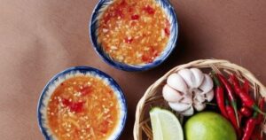 ca nha thich me voi cong thuc pha nuoc mam chua ngot cuc de lam 178240606542983418176 0 17 449 735 crop 1782406079542287094960