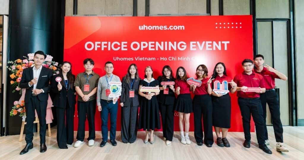Uhomes.com mở rộng đầu tư tại Việt Nam với văn phòng mới ở TPHCM 1 ngh01868 cropped 1784879705719