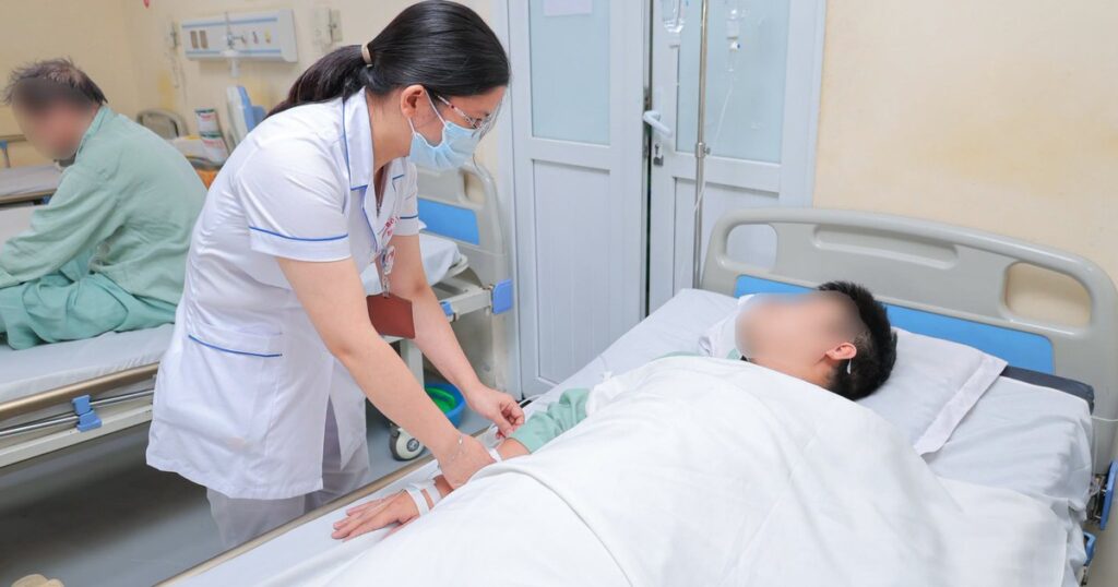 Nam thanh niên 31 tuổi nhập viện sau nhiều ngày tập gym: Bác sĩ cảnh báo hội chứng tiêu cơ vân nguy hiểm 3 tieu co van 1783412498439595182755 85 0 1365 2048 crop 17834125232301591242157