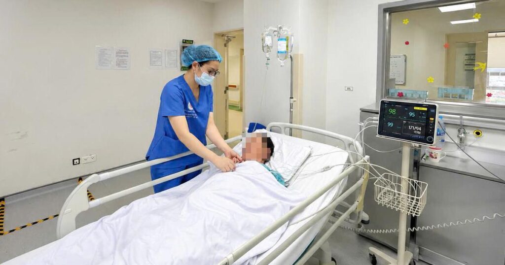 Uống mật cá "bổ gan", "tăng cường sức khỏe", người đàn ông 49 tuổi bị tổn thương gan nghiêm trọng 7 uong mat ca 1786240821093483118577 59 0 827 1229 crop 17862409891661329967493