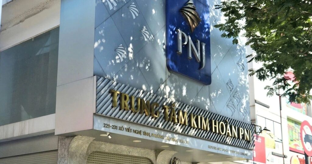 hai con gai chu tich pnj ban 25 trieu co phieu thu hon 900 ty dong cropped 1790081765469